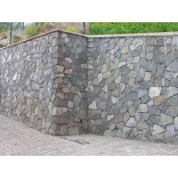 MURO PEDRA BASALTO
